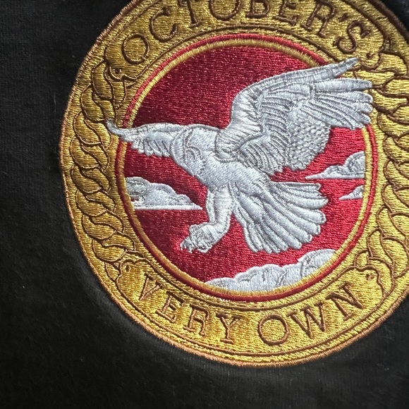 BIRDS OF PREY EBLEM CREWNECK - Picture 5 of 5